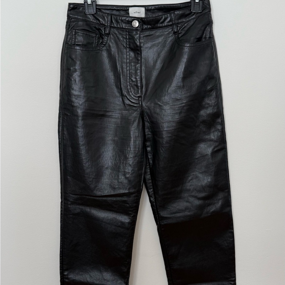 Aritzia Wilfred unreal leather Women pants